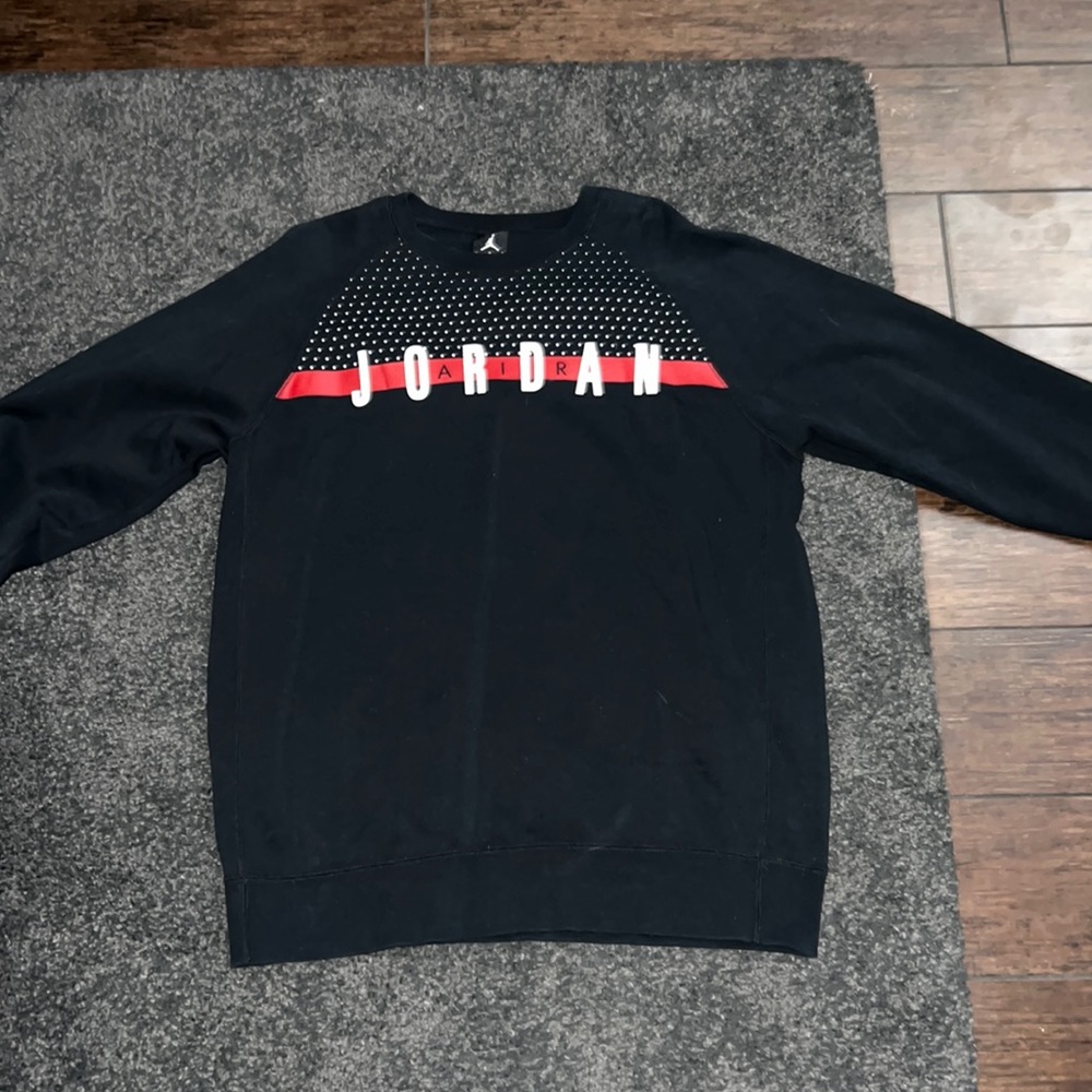 Air Jordan large black crewneck